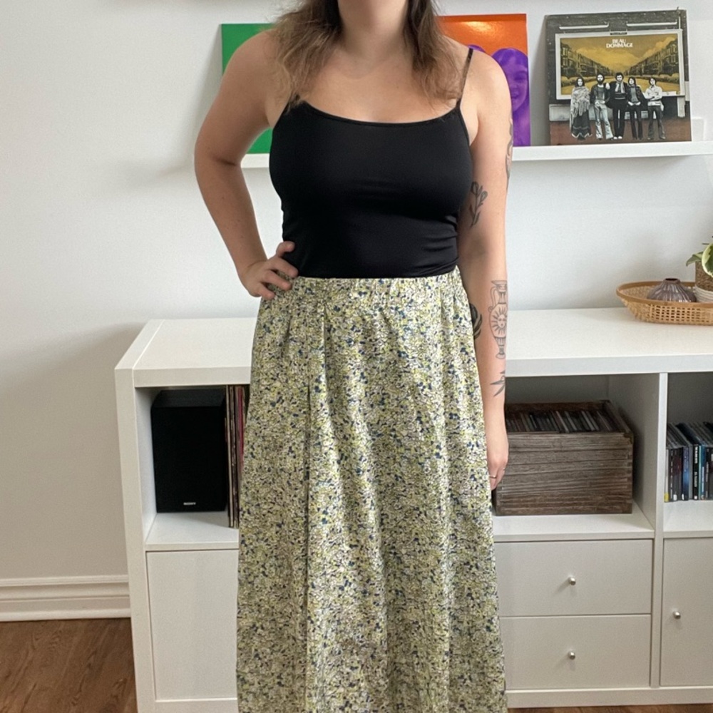 Floral print maxi skirt double lined 🌼